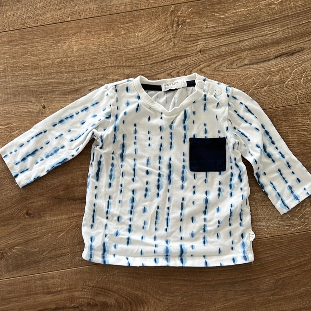Super soft and versatile baby top.